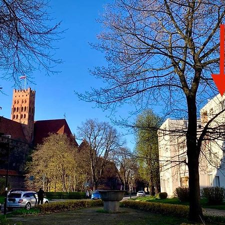 Widok Zamku O Poranku Apartment Малборк Екстериор снимка